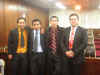 un grupo de abogados que llegaron de argentina.jpg (864927 bytes)